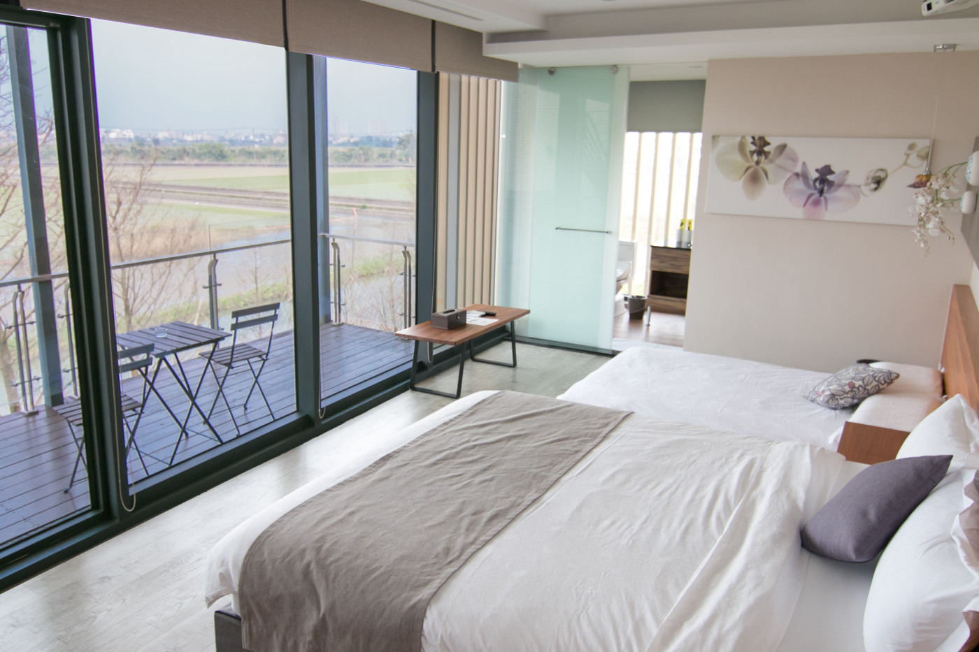 Thoughtful Extra Bedding Service in LOHERB