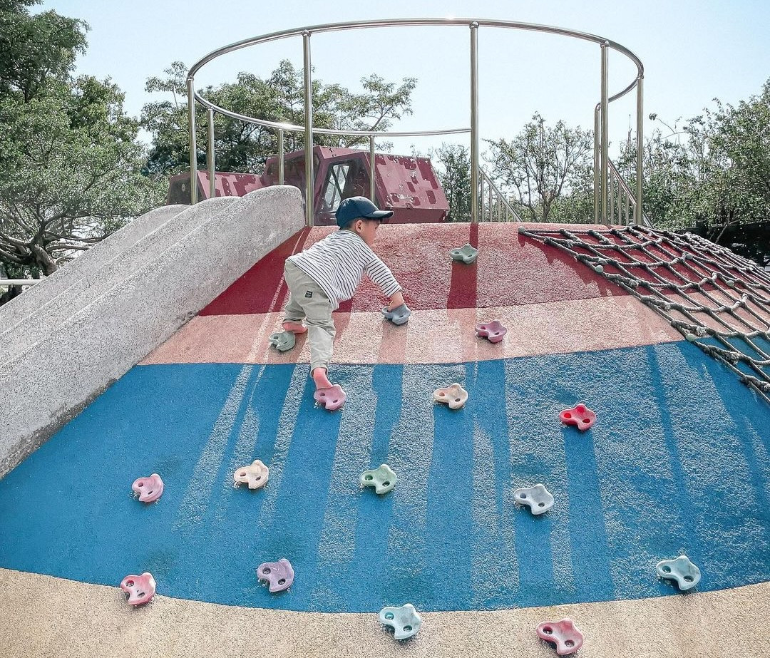 Exploring Family-Friendly Specialty Parks in Yilan